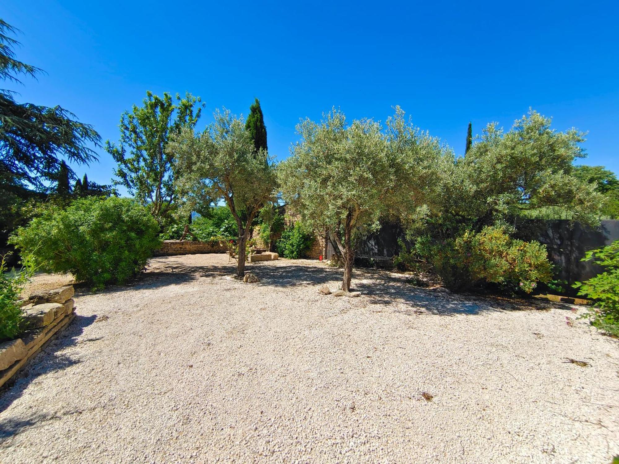 Rue Du Chateau A Cabrieres D'Avignon Panzió Kültér fotó